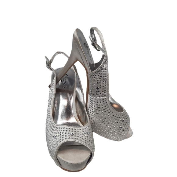 Candie's Silver Satin Gem Embellished Slingback Peep Toe Stilettos Size 8.5 - Picture 3 of 10